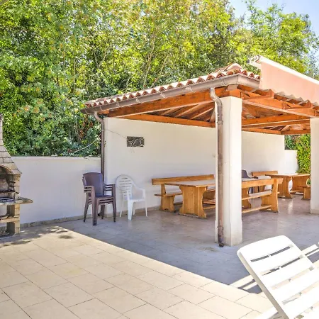 Holiday home Splendid Mobile In With Swimming Pool *